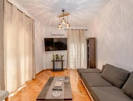 3bedroom Near Acropolis Apartment Athens
