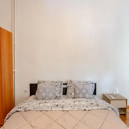 3bedroom Near Acropolis
